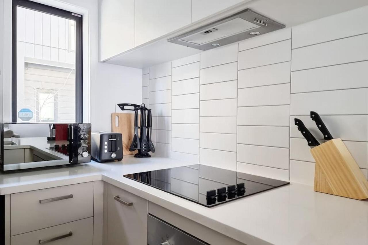 הוילה אוקלנד Huntington Townhouse With Patio And Parking מראה חיצוני תמונה
